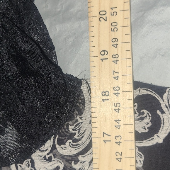 Vintage Y2K Black Gold Lace Beaded Scroll Cross Top Long Sleeve Glam Gothic - Picture 7 of 13